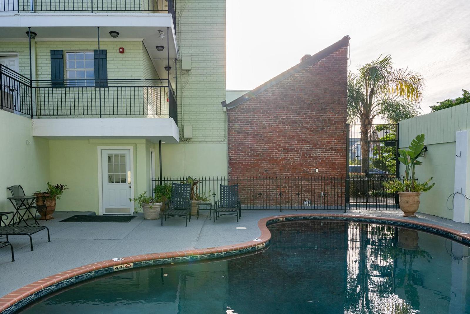 French Quarter Suites Hotel New Orleans Buitenkant foto