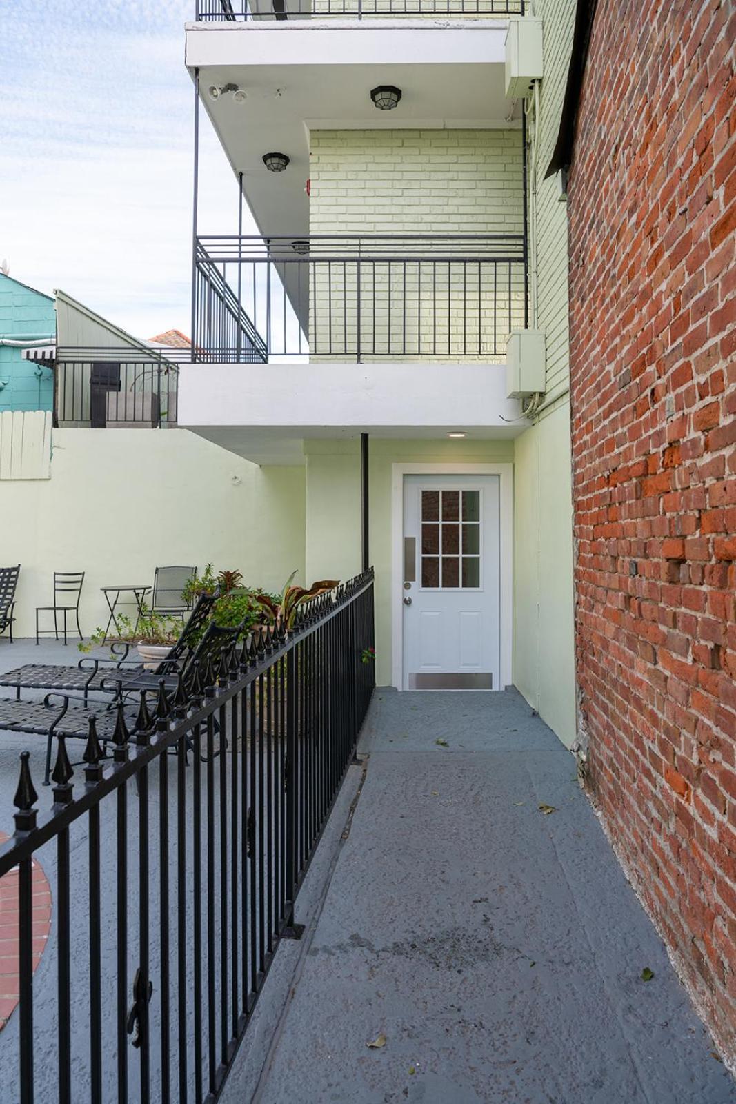 French Quarter Suites Hotel New Orleans Buitenkant foto